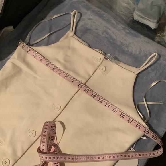 STAUD
UNA Tailored
Midi Dress
Size Large
Color Ecru - Picture 8 of 11